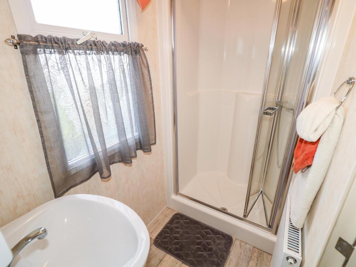 Alken Caravan Bushmills Exterior foto